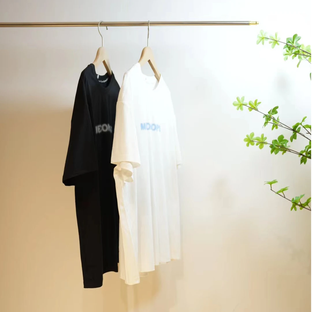 2-222-一款两色晕染字母夏季圆领短袖T恤L