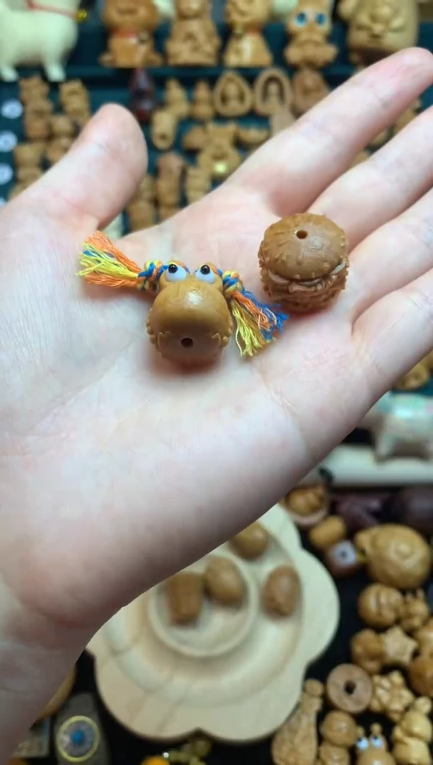 【闪购商品】檀香木...............
