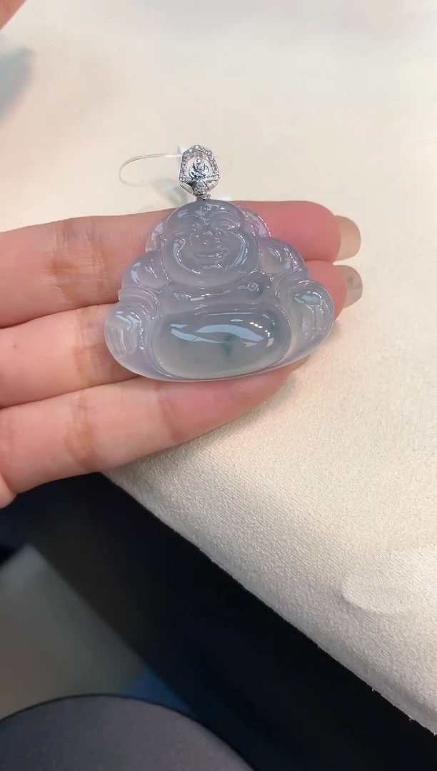 颈饰未镶嵌翡翠吊坠