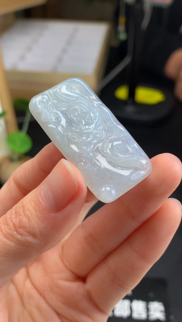 【闪购商品】定制翡翠未镶嵌吊坠-86388