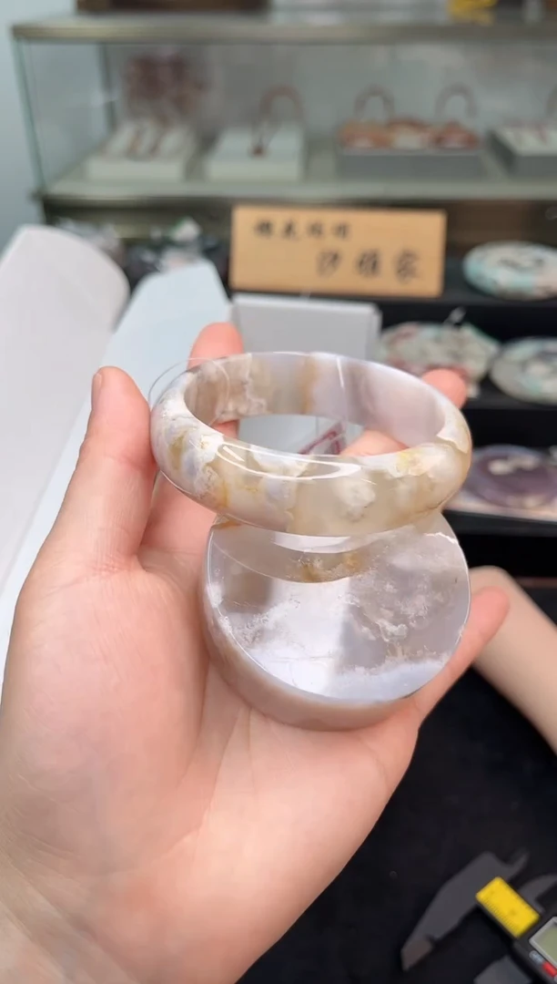 未镶嵌手镯石英质玉62圈口（赠品镯心）125633