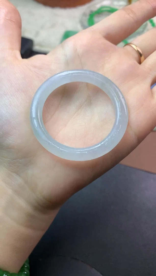 未镶嵌定制翡翠毛货