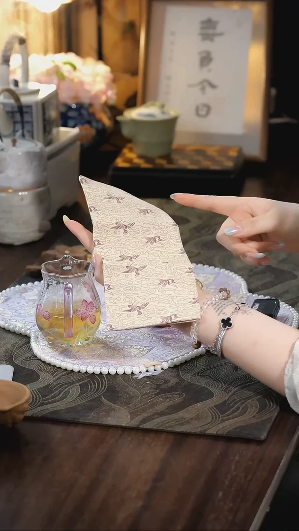 阿茶 <云纹仙鹤>紫色棉布(慢蓝S0124)