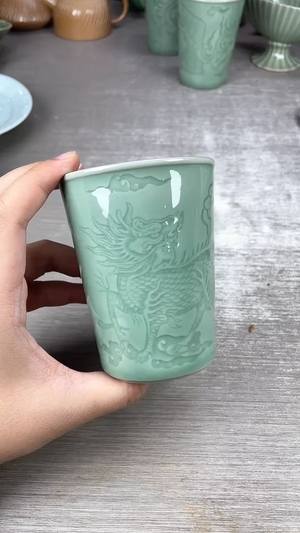 龙泉青瓷仓储大放漏麒麟