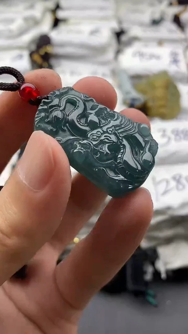 【闪购商品】翡翠颈饰未镶嵌5555555555