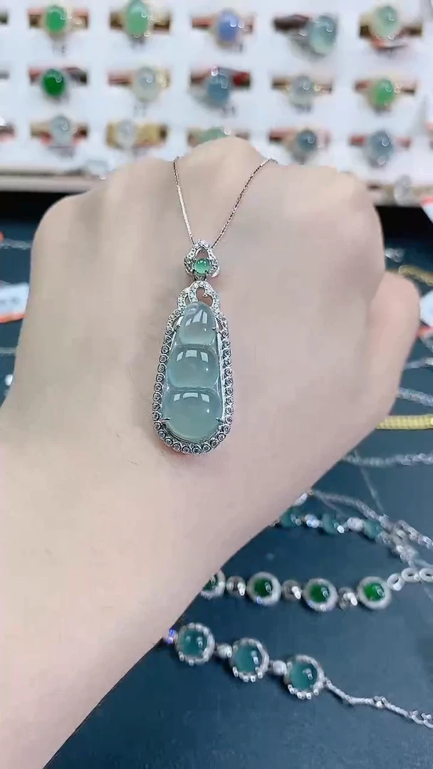 颈饰银S925镶嵌翡翠天然翡翠