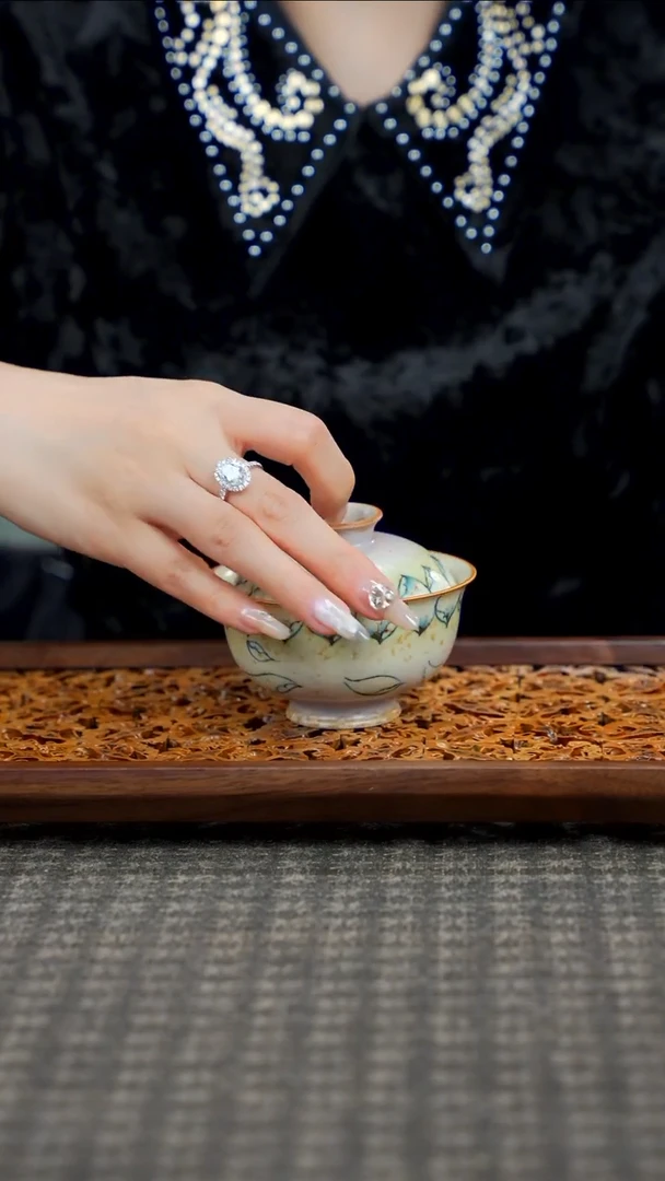 11留器茶斋高货瓷器@@YG0472