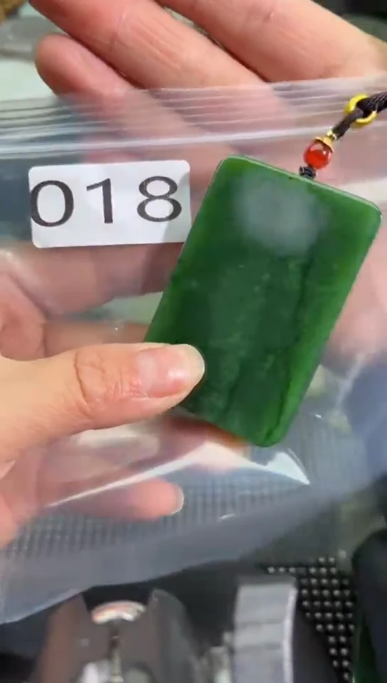 未镶嵌和田玉珠宝半成品牌子