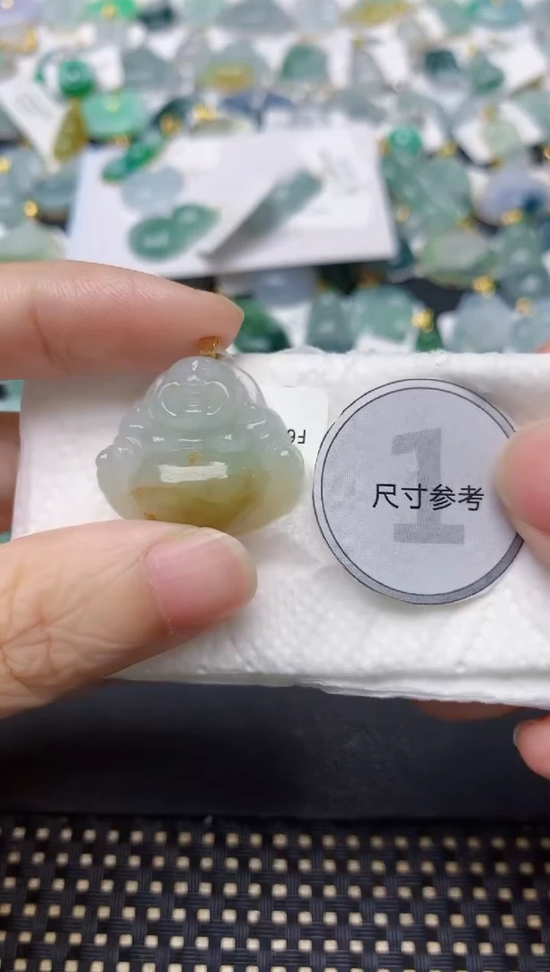 颈饰18K金镶嵌翡翠天然缅甸A货翡翠