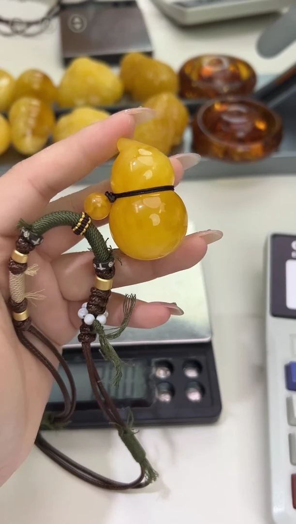 裸石琥珀未镶嵌琥珀蜜蜡吊坠