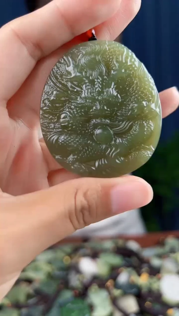 未镶嵌和田玉挂件拍一发一，