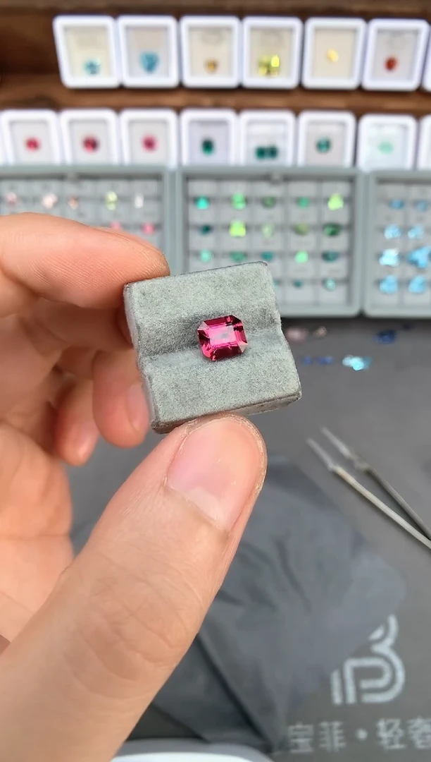 【闪购商品】定制碧玺裸石未镶嵌1.88ct