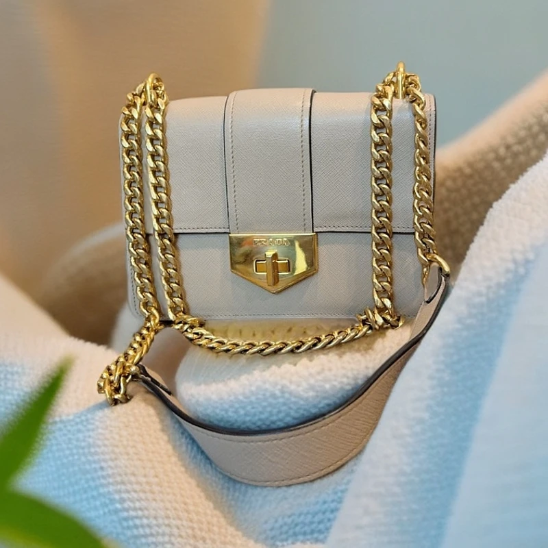 95新 Prada/普拉达 奶茶色单肩包 1228 3476