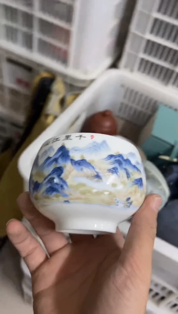 无运费险有瑕疵的摄影的产品有使用过的痕迹有点脏介意勿拍
