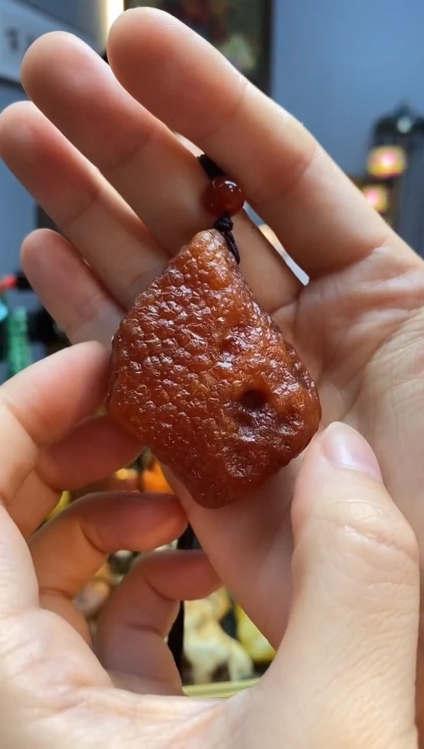 琥珀颈饰未镶嵌吊坠