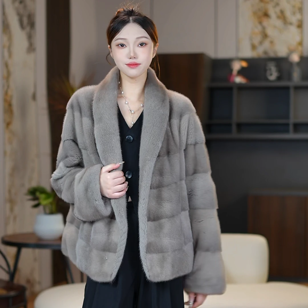 「冬日派对」2025新款进口天鹅绒短二时尚横排女进口水貂外套-2542