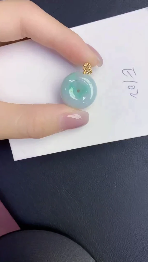 颈饰未镶嵌翡翠缅甸天然翡翠A货