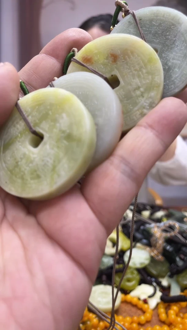 未镶嵌岫玉吊坠多样性发货拍一发一