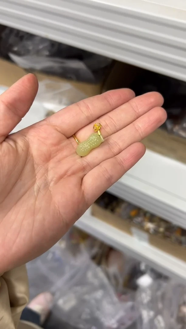 【闪购商品】和田玉颈饰银S925镶嵌和田玉花生银吊坠[2864]