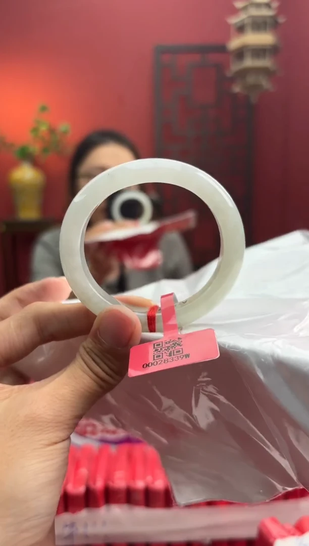 未镶嵌手镯（贵妃镯）翡翠翡翠手镯8