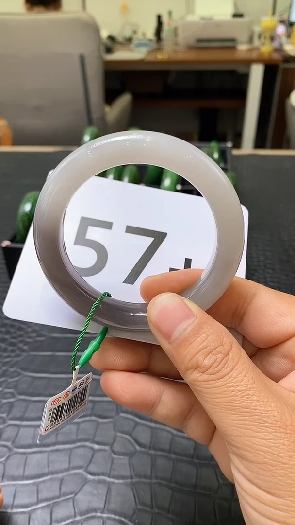 【闪购商品】和田玉碧玉手镯未镶嵌一个