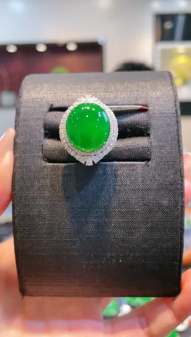 【闪购商品】翡翠颈饰18K金镶嵌A90天然A货翡翠两用款戒指