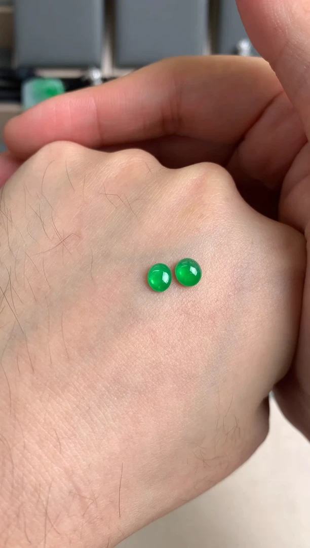 未镶嵌定制翡翠裸玉