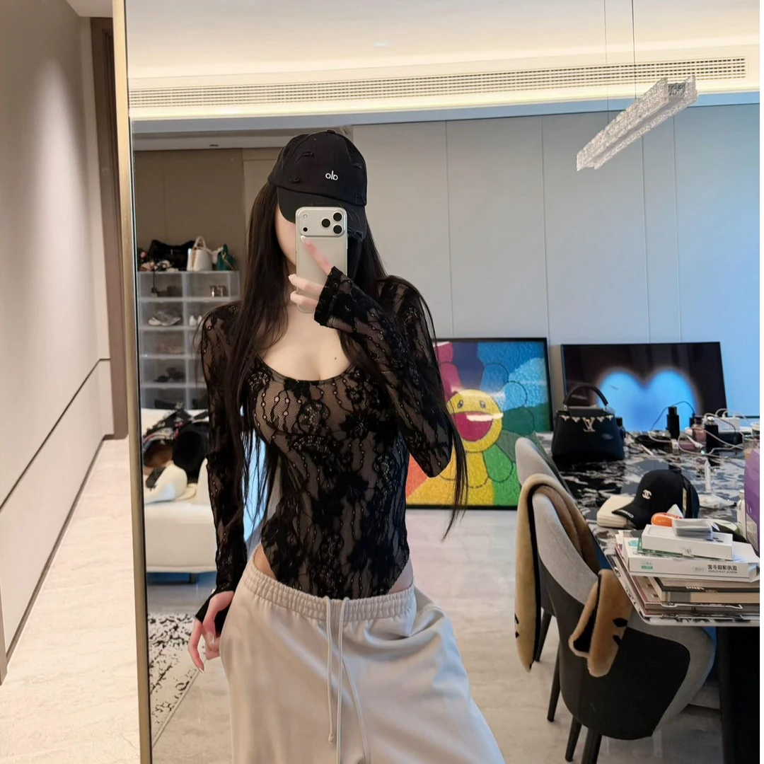 纯欲性感收腰显瘦长袖蕾丝连体衣女秋冬辣妹气质上衣宽松长裤套装