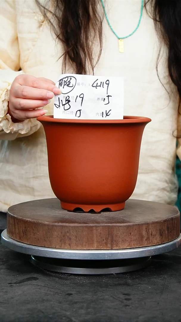 紫砂花盆4119花泥瑕疵