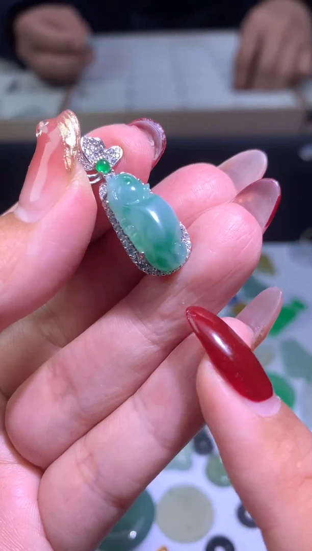【闪购商品】翡翠颈饰银S925镶嵌净货