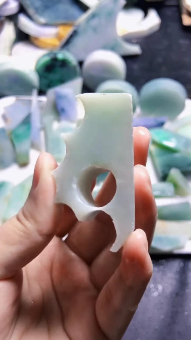 颈饰未镶嵌翡翠新店开业大优惠123