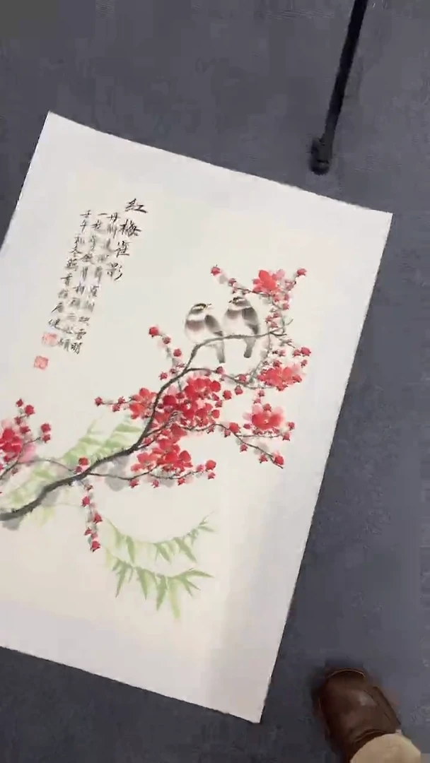 竖款精品开三花鸟