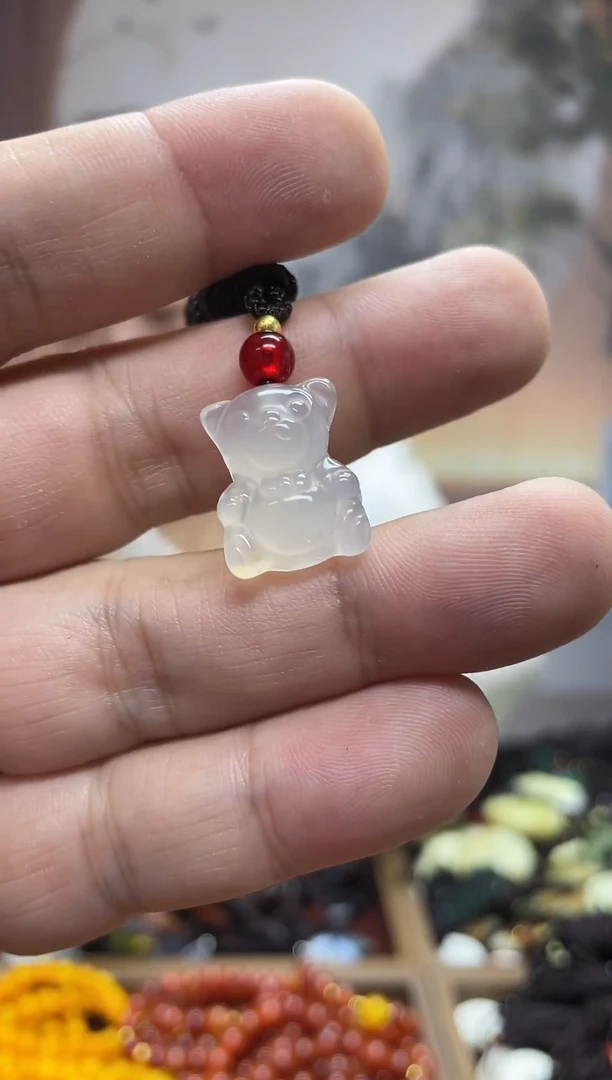 未镶嵌岫玉吊坠`