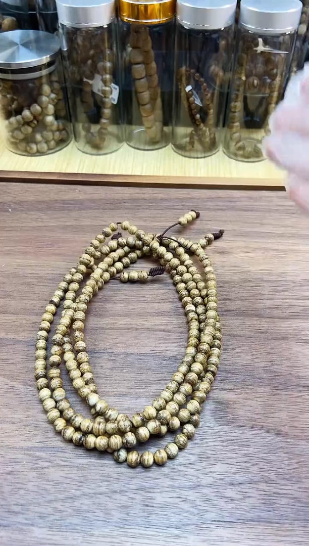 沉香手串卓CRX9202正区达拉干卡6*108多圈天然野多样性发一