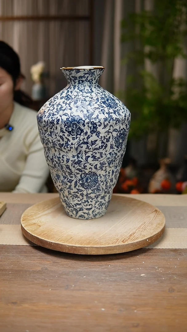 【闪购商品】陶瓷花器青花瓷缠枝莲高脚