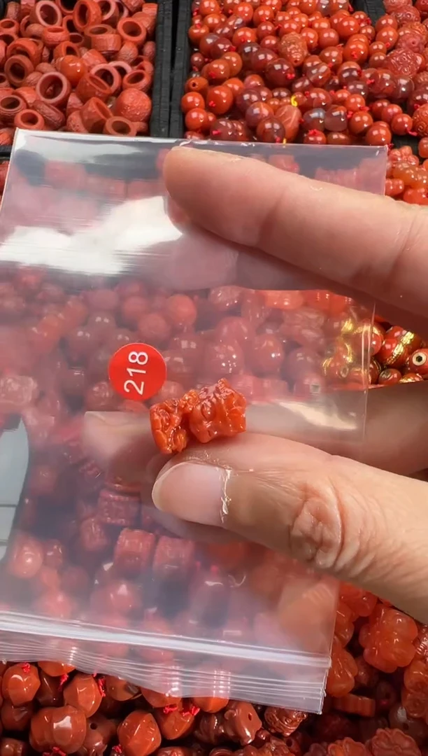 【闪购商品】南红玛瑙颈饰未镶嵌2