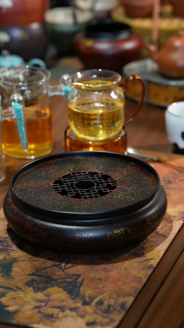 【闪购商品】红金大漆储水壶承