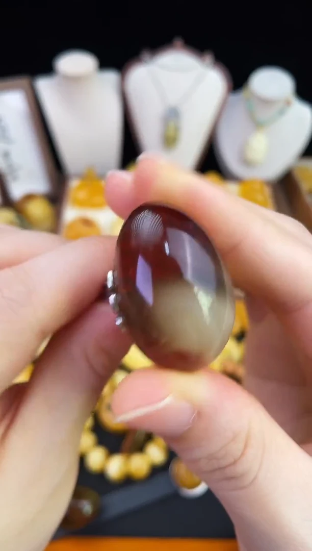 琥珀未镶嵌珠宝奇石柒月