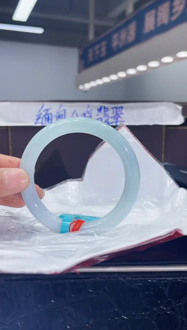 未镶嵌手镯翡翠7