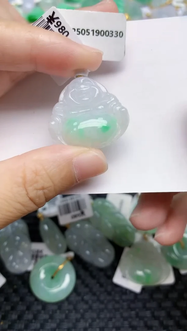 翡翠18K金镶嵌颈饰天然翡翠A货