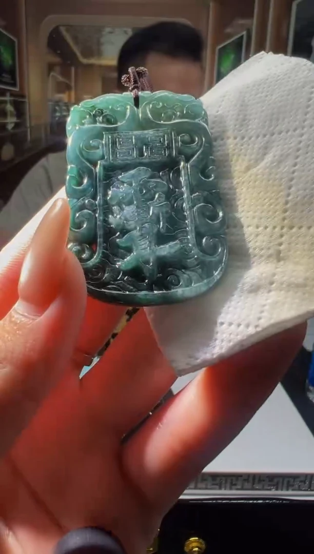 翡翠未镶嵌颈饰1036714711