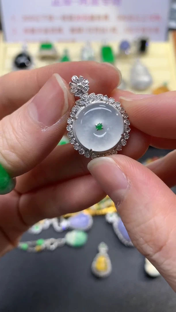 翡翠18K金镶嵌吊坠(不含链)吊坠|6000+600