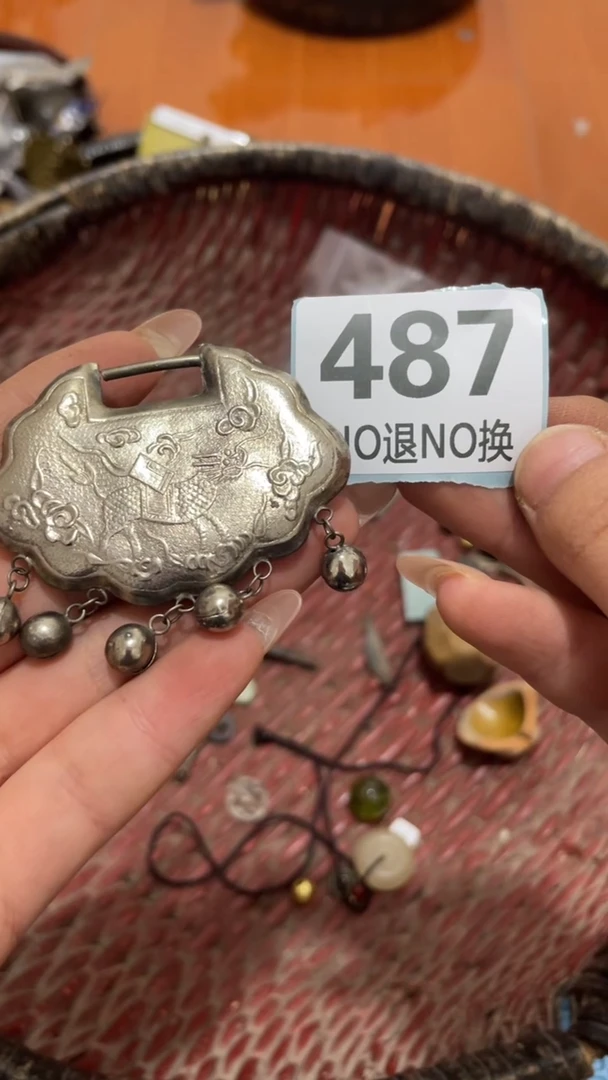 陶瓷烈**人直播间火爆热卖