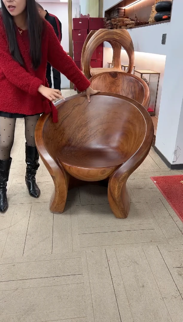 【闪购商品】稳定木实木创意主人椅