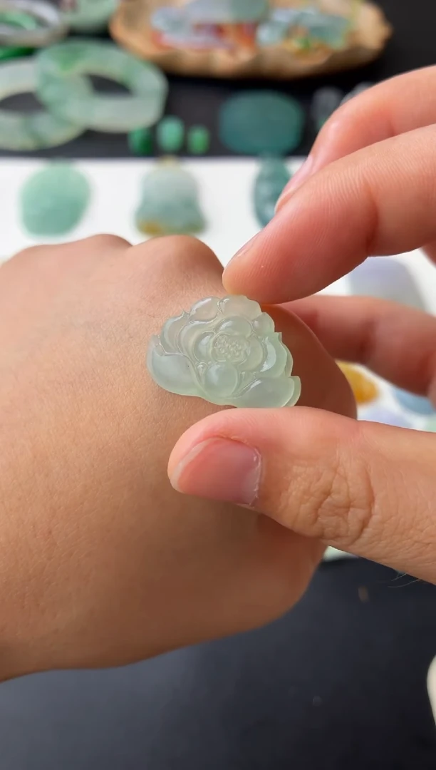 未镶嵌定制翡翠翡翠