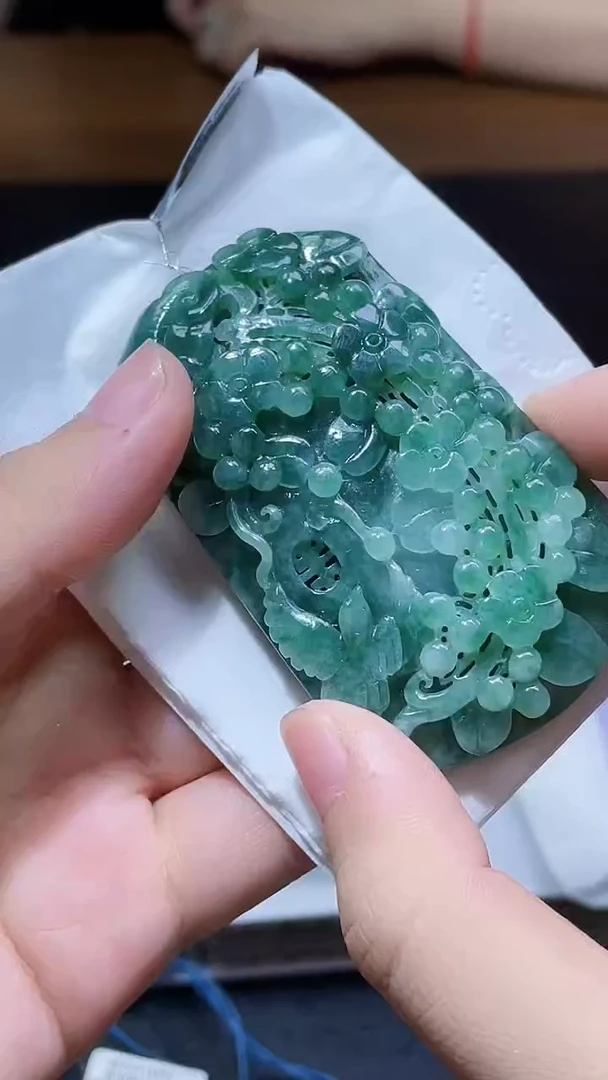 未镶嵌定制翡翠吊坠158