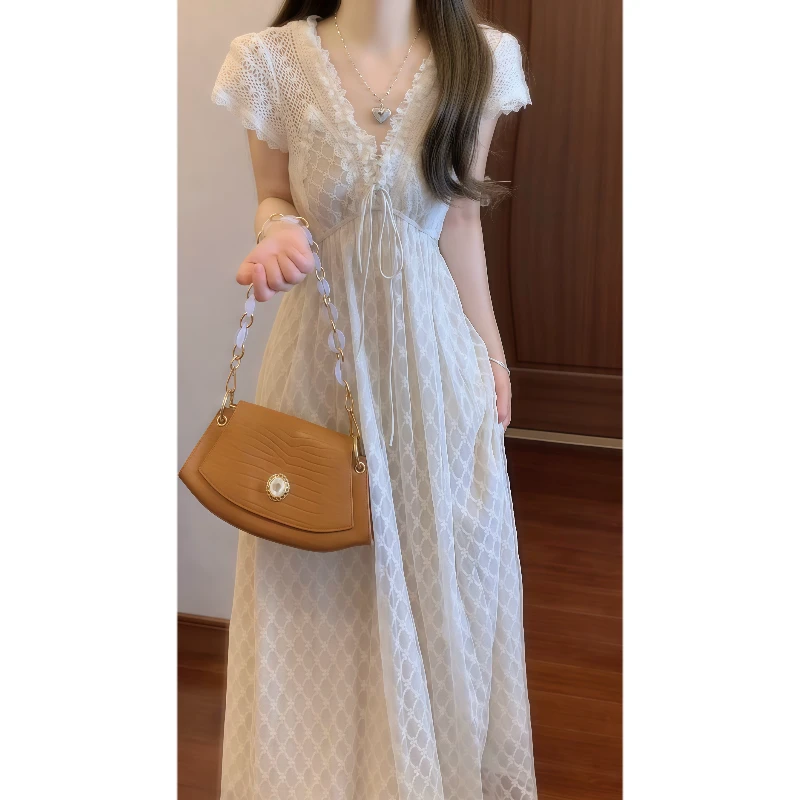 法式温柔重工手作蕾丝V领气质连衣裙收腰显瘦度假风仙女长裙9581