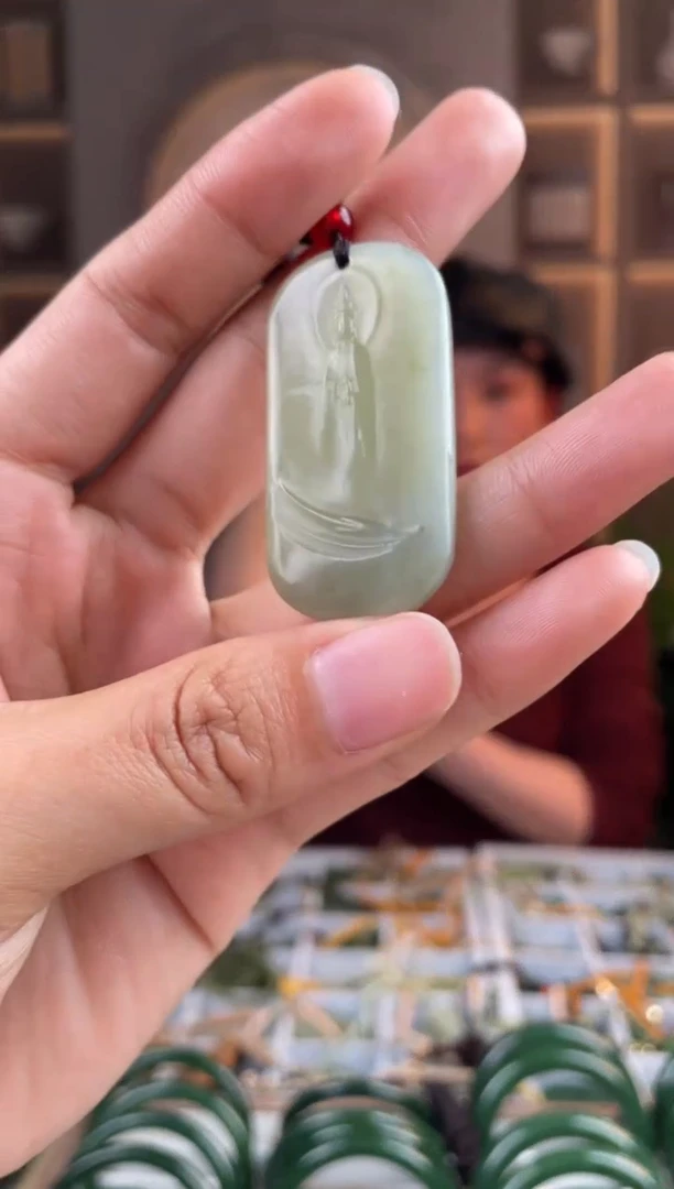 颈饰未镶嵌和田玉拍一发一，拍一发一