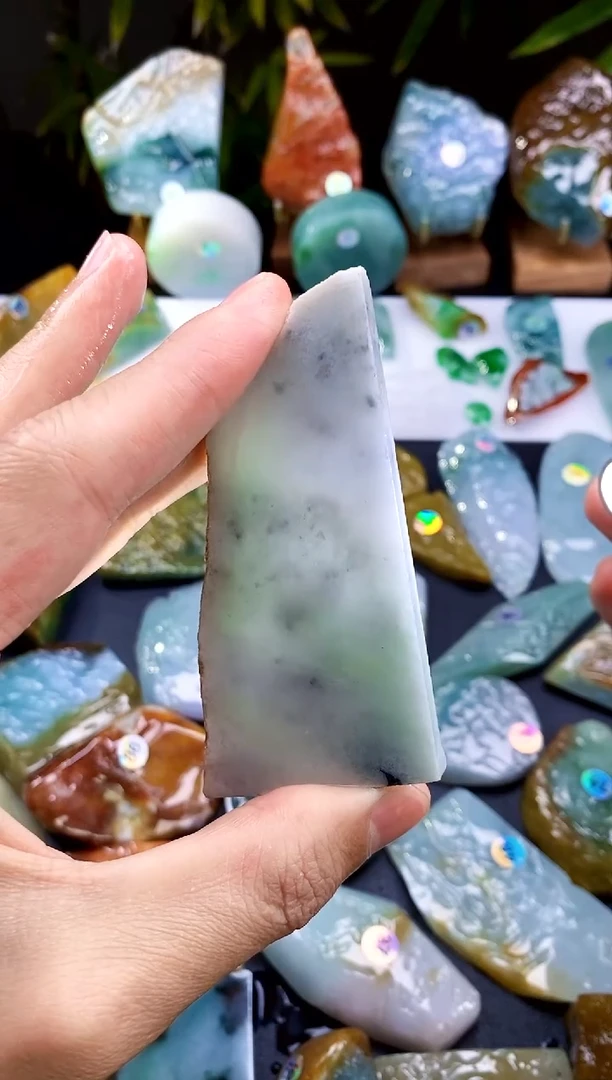 【闪购商品】定制翡翠未镶嵌翡翠