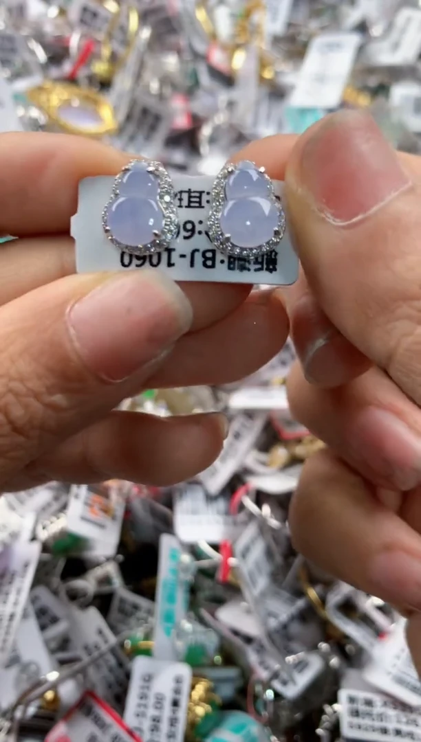 银S925镶嵌戒指翡翠888    5